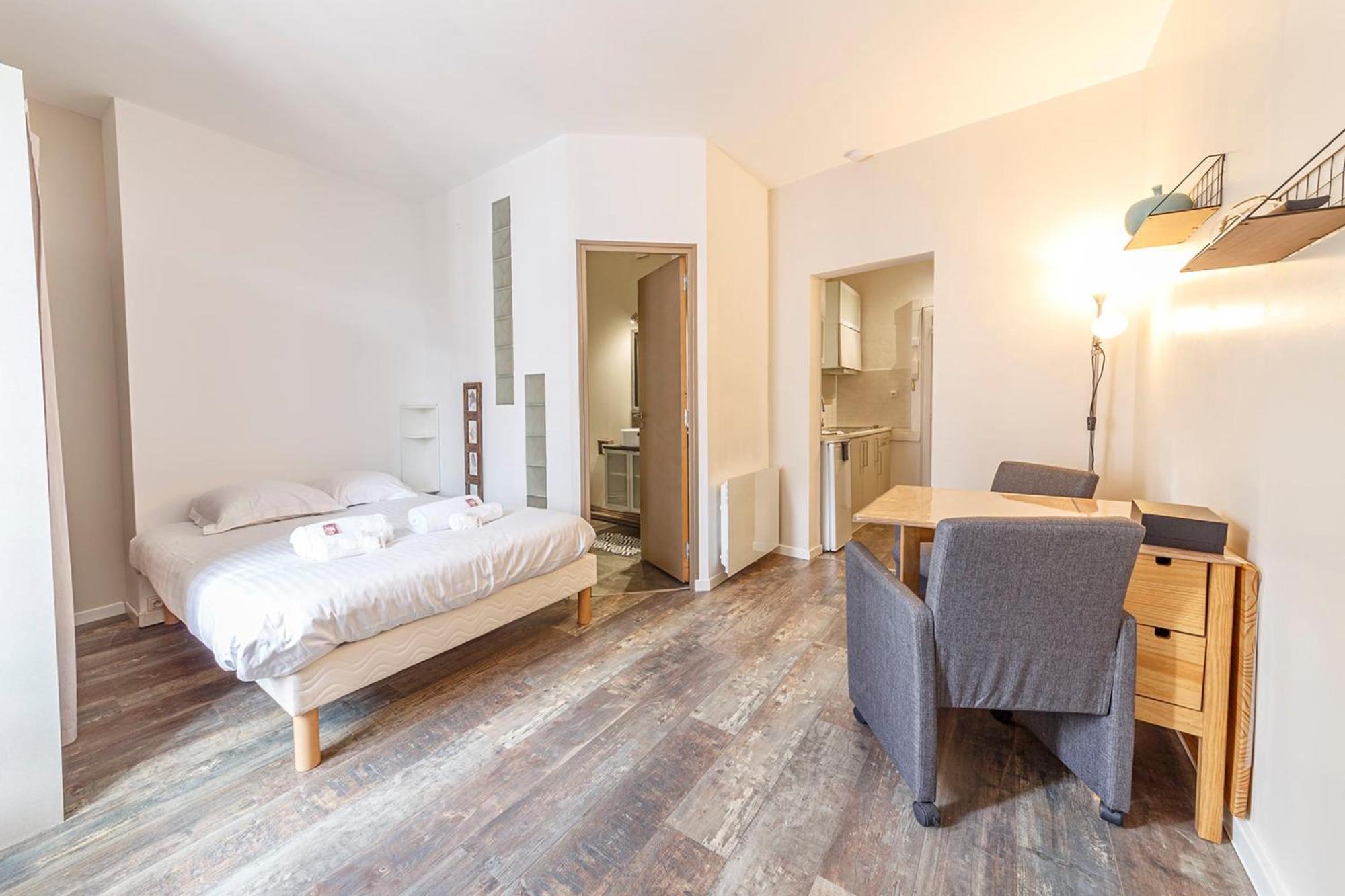 Le Garnier - Studio Au Coeur De La Doutre Apartment Angers Ngoại thất bức ảnh